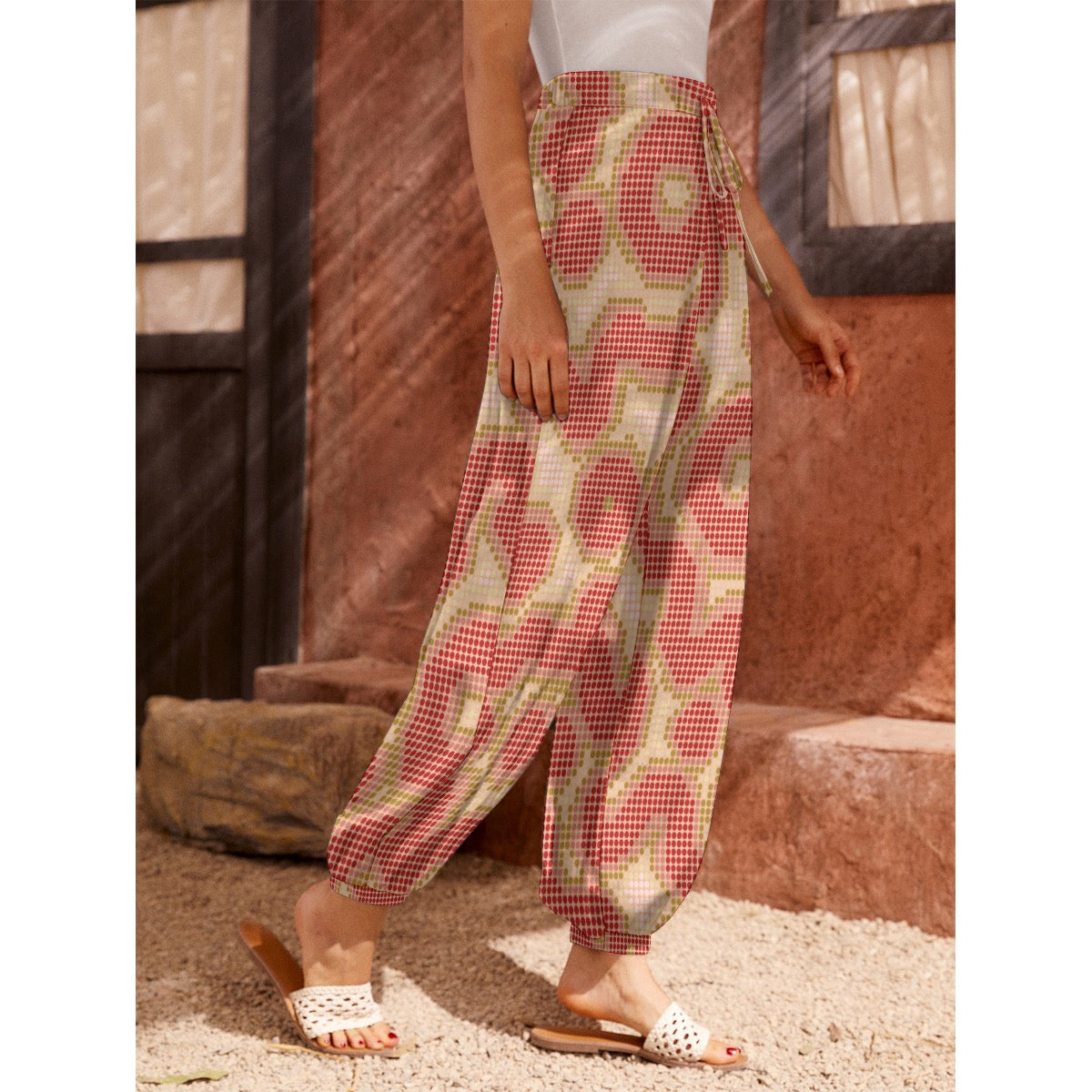 Halftone Bloom Carrot Pants