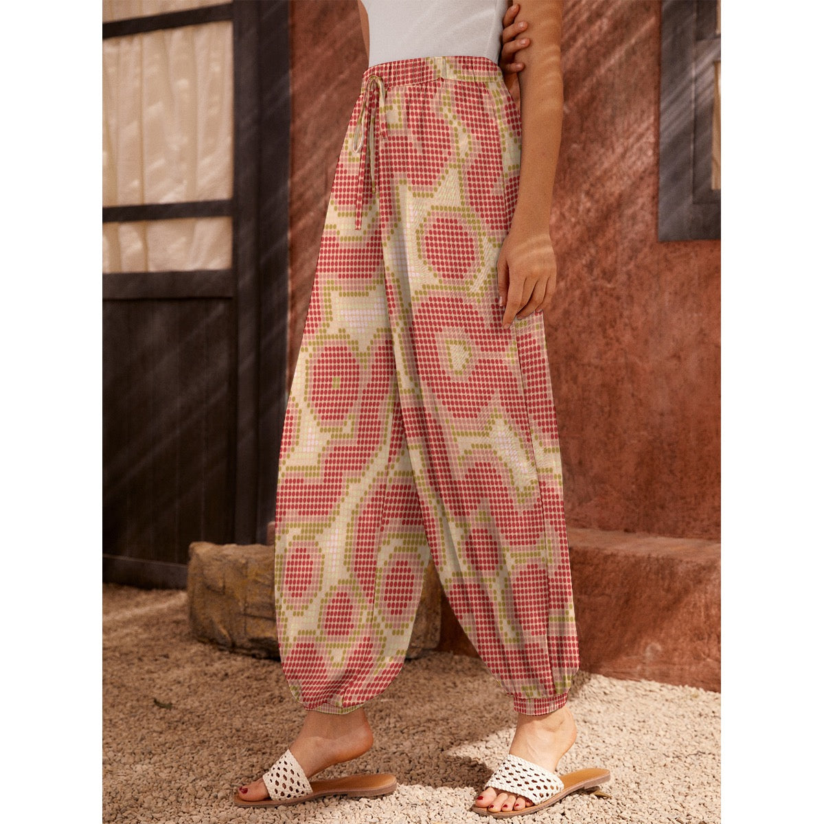 Halftone Bloom Carrot Pants