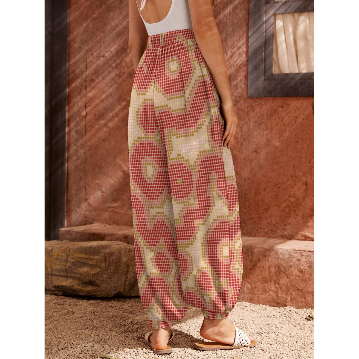 Halftone Bloom Carrot Pants